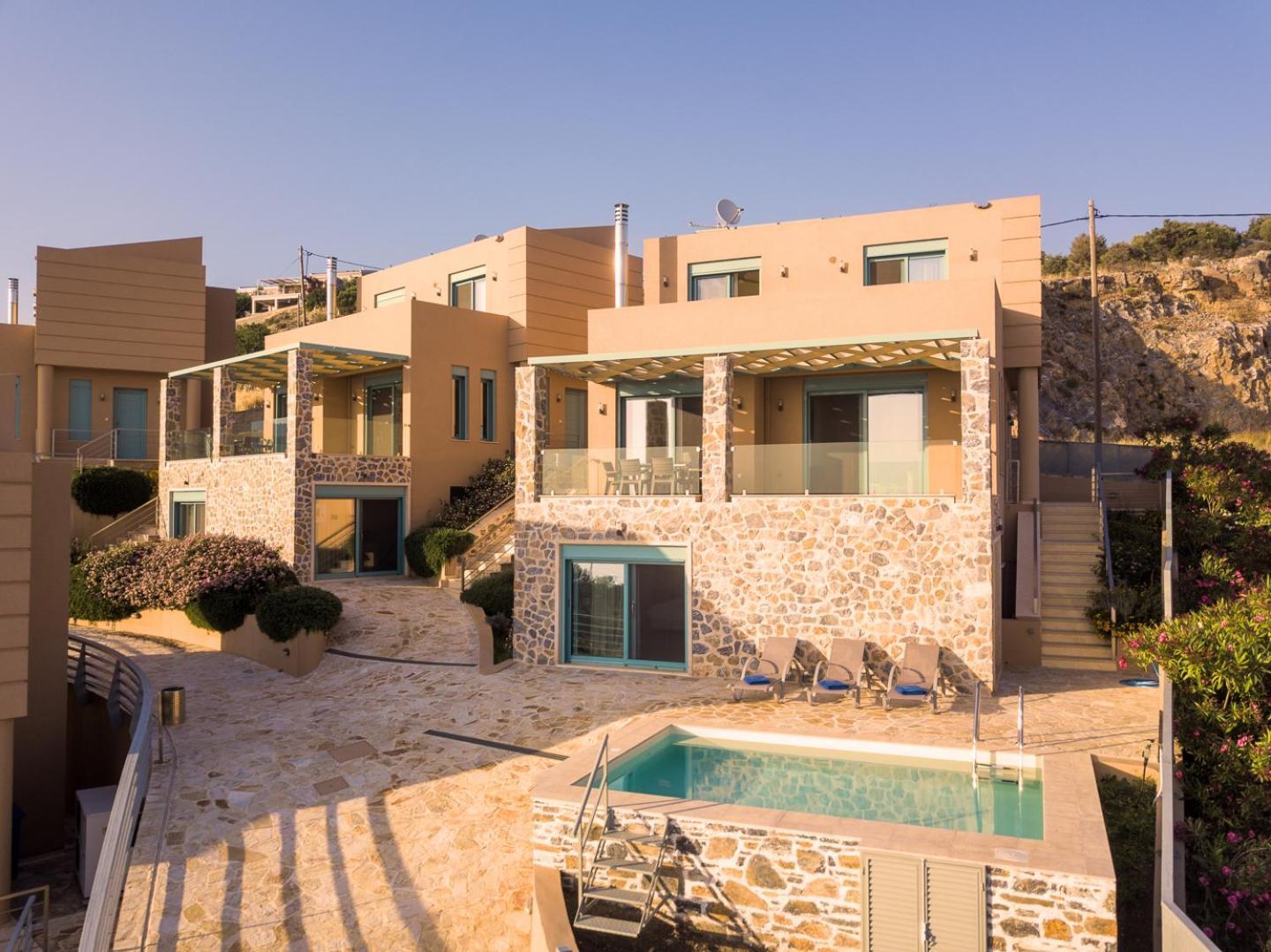 Ouzo Panoramic Houses 2, With Private Pool بلوماريوس المظهر الخارجي الصورة